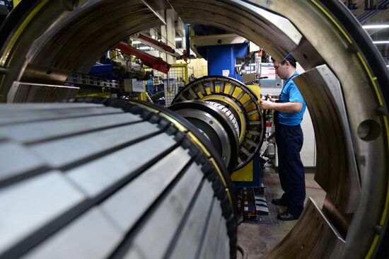 Tire production at Nizhnekamskshina factory