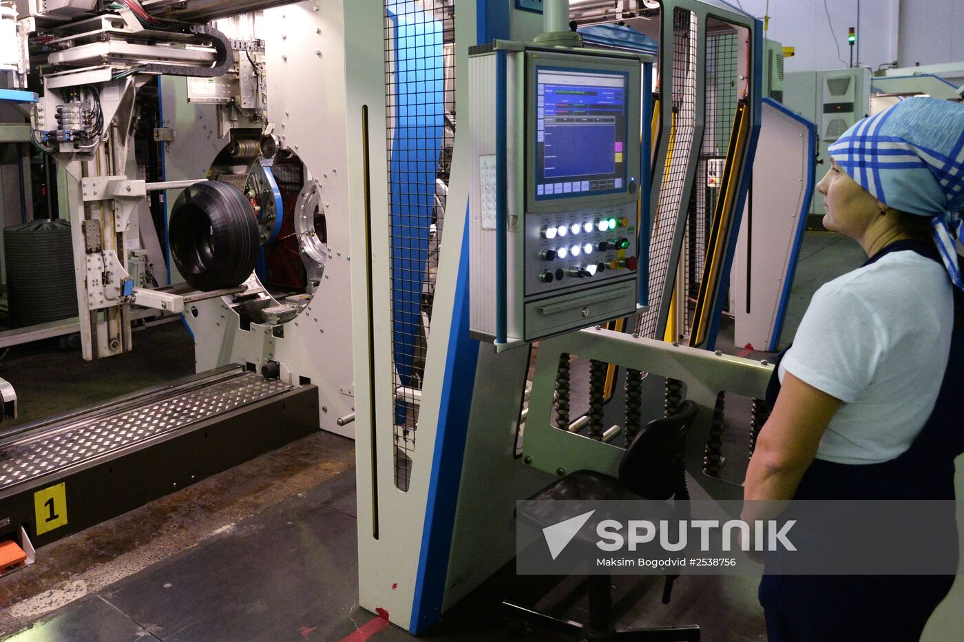 Tire production at Nizhnekamskshina factory