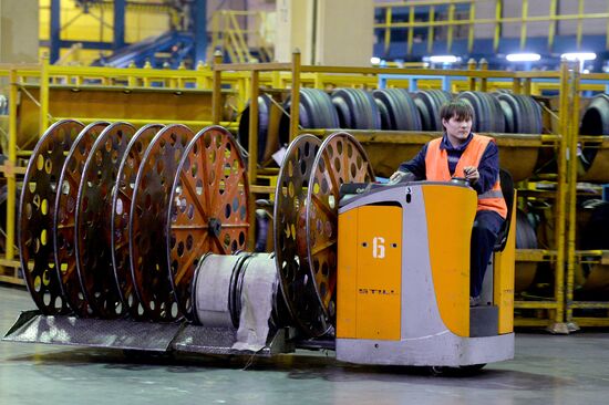 Tire production at Nizhnekamskshina factory
