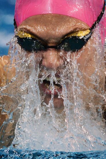 FINA World Swimming Championships (25 m). Day Four