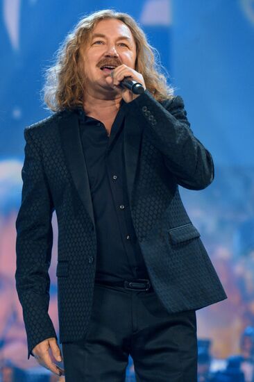 "Song of the Year 2014" music festival