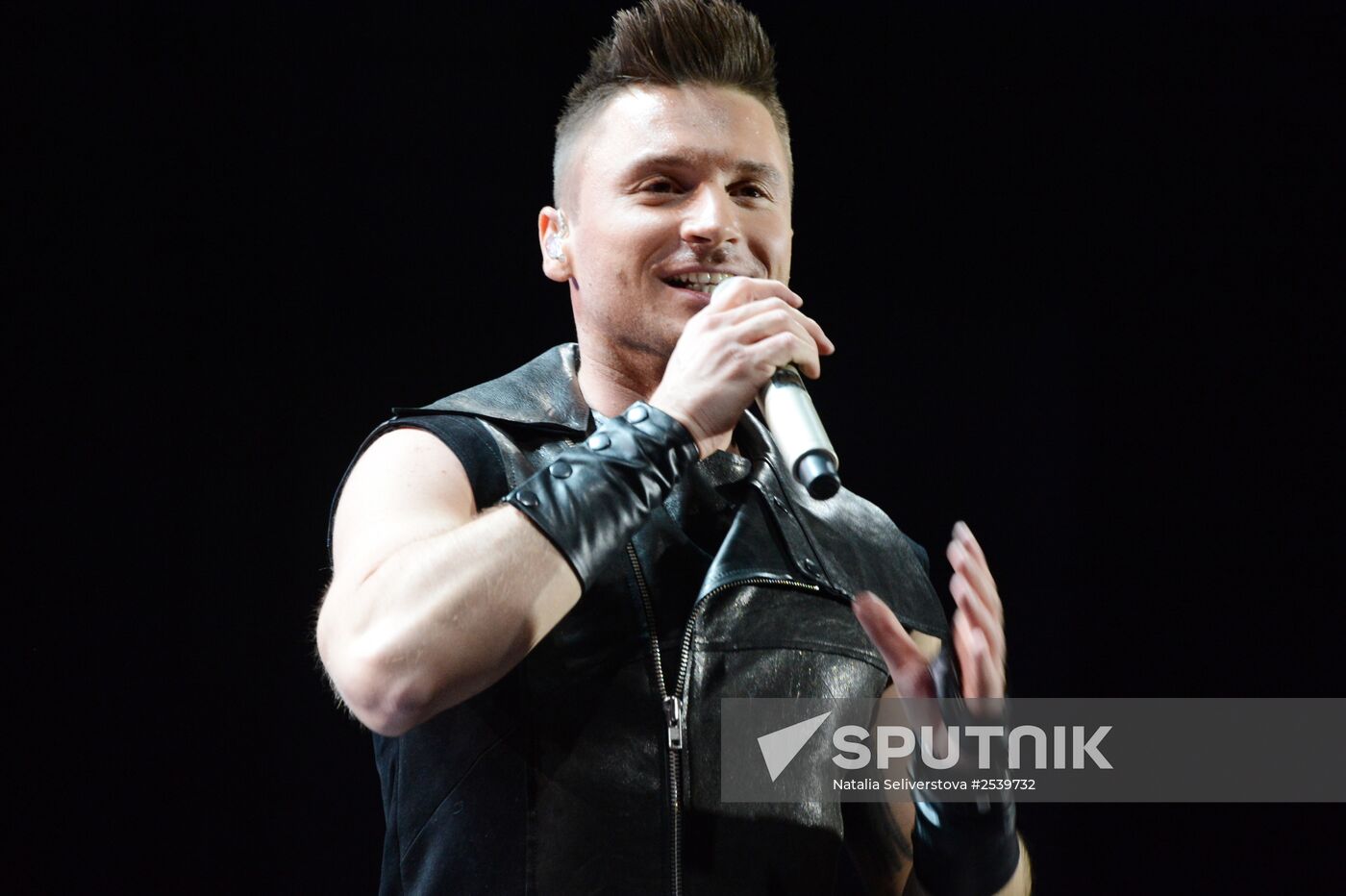 "Song of the Year 2014" music festival