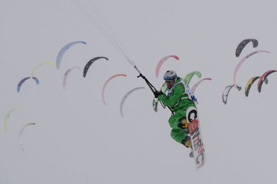 Siberian Winter Snow-Kiting Cup on the ice-covered reservoir of the Novosibirsk hydropower station