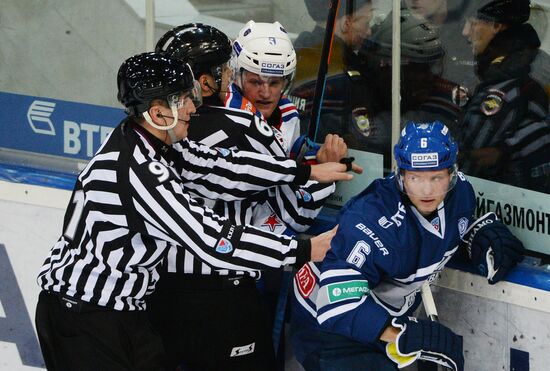 Kontinental Hockey League. Dynamo Moscow vs. SKA