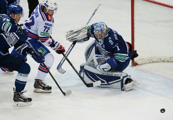 Kontinental Hockey League. Dynamo Moscow vs. SKA