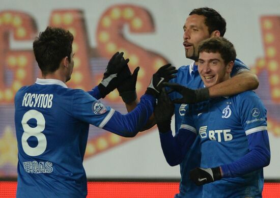 Football. Russian Premier League. Dynamo vs. Amkar