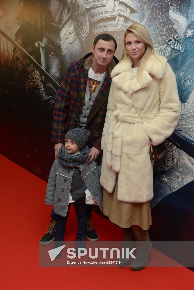 "The Hobbit: The Battle of the Five Armies" premieres in Moscow