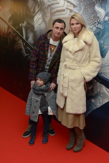 "The Hobbit: The Battle of the Five Armies" premieres in Moscow