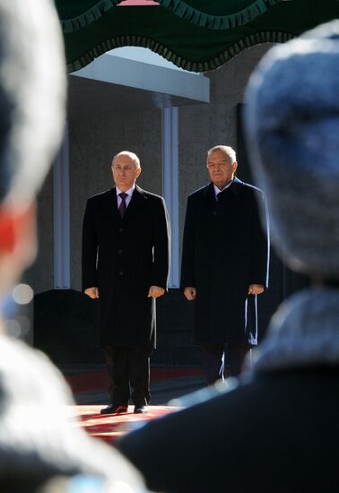 Vladimir Putin on official visit to Uzbekistan