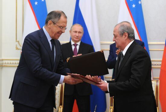 Vladimir Putin on official visit to Uzbekistan