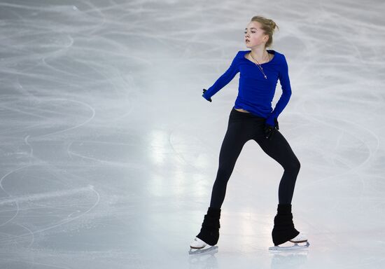 2014–15 Grand Prix of Figure Skating Final. Training sessions