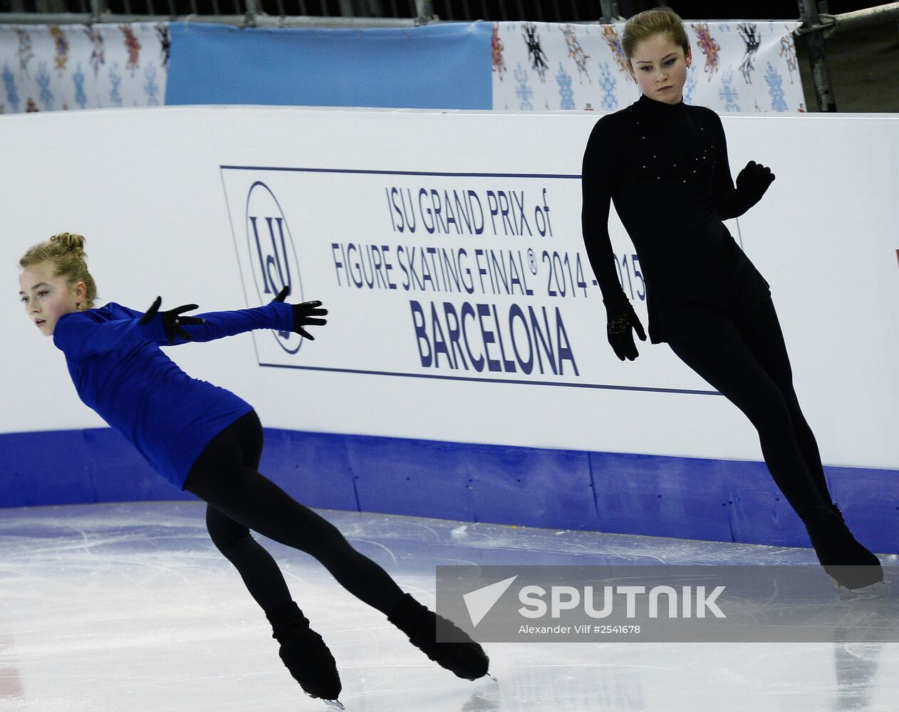 2014–15 Grand Prix of Figure Skating Final. Training sessions