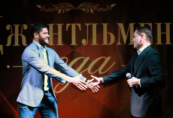Hulk awarded Gentleman of the Year - 2014 prize