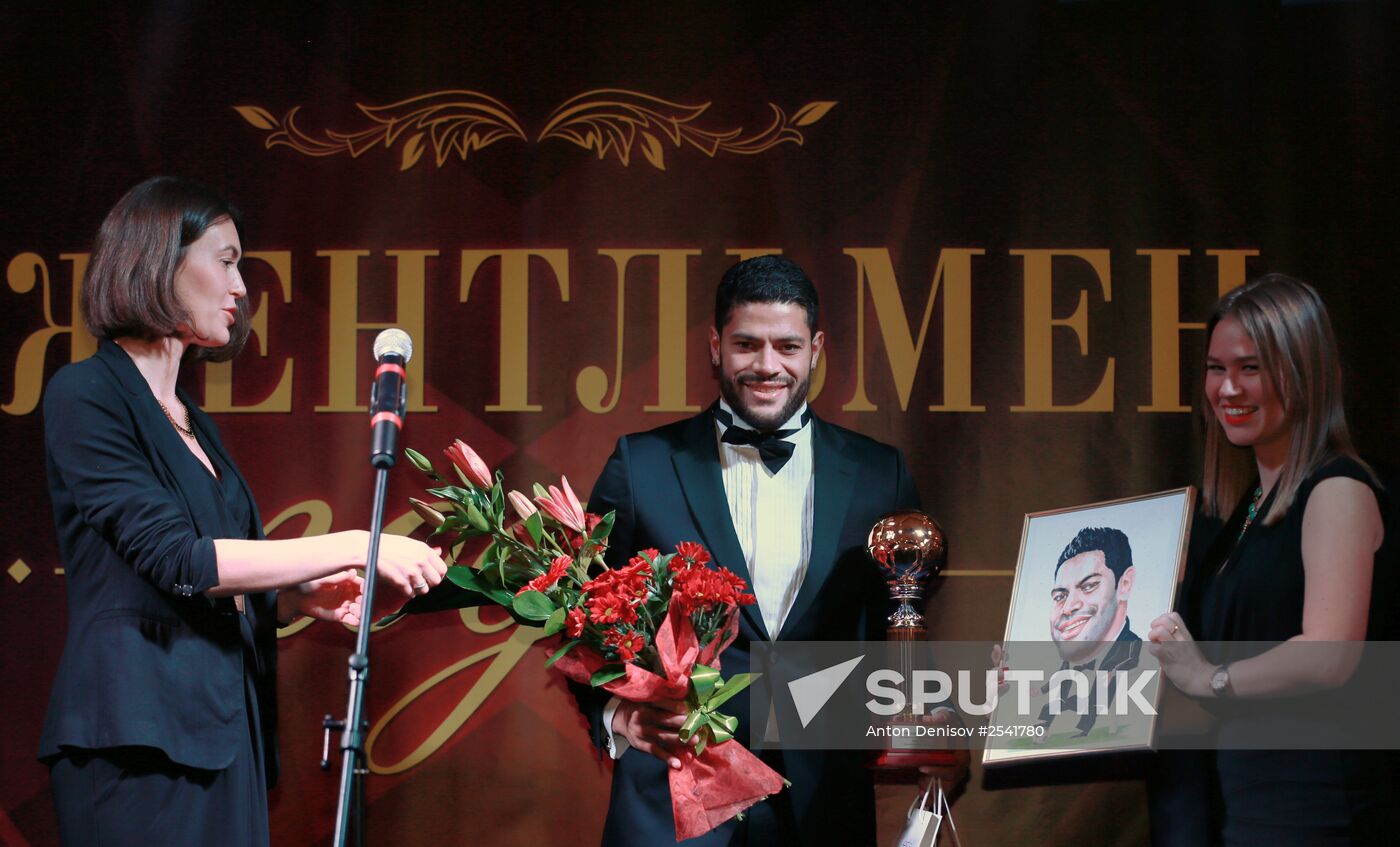 Hulk awarded Gentleman of the Year - 2014 prize