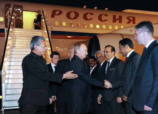 Vladimir Putin arrives in India for official visit