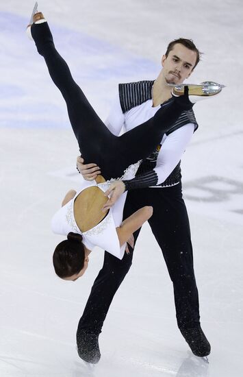 ISU Grand Prix of Figure Skating Final. Pairs. Short program