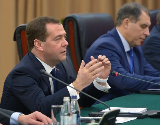Dmitry Medvedev participates in SCO Council meeting