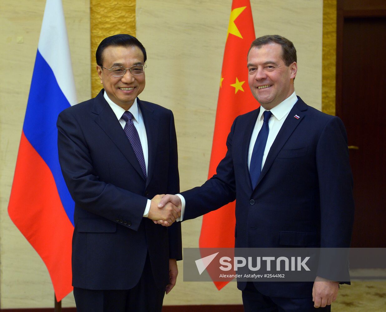 Dmitry Medvedev participates in SCO Council meeting