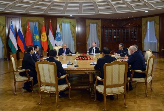 Dmitry Medvedev participates in SCO Council meeting