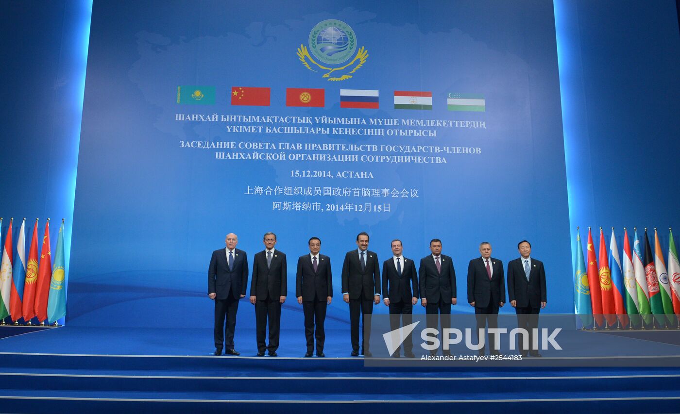 Dmitry Medvedev participates in SCO Council meeting