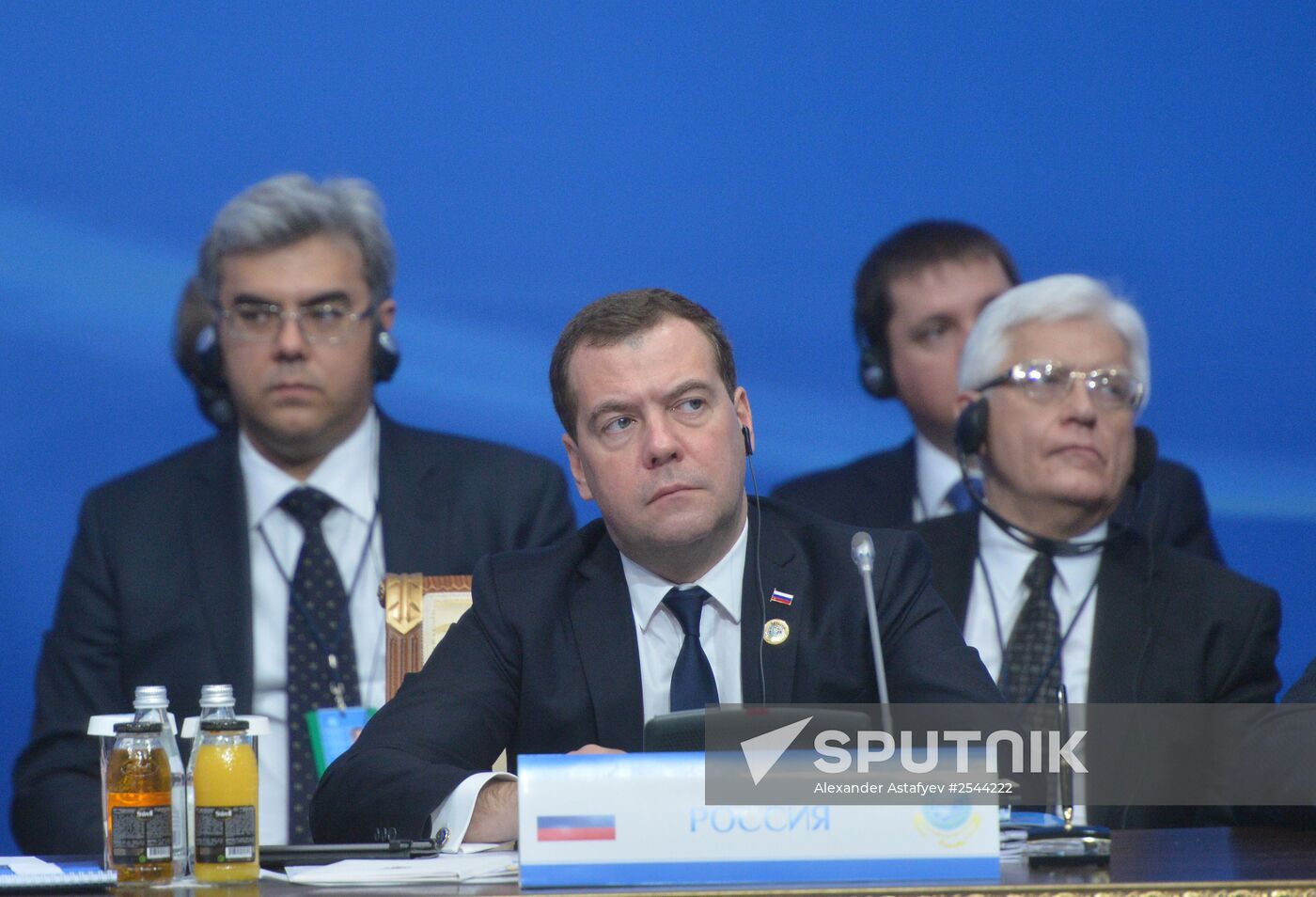 Dmitry Medvedev participates in SCO Council meeting