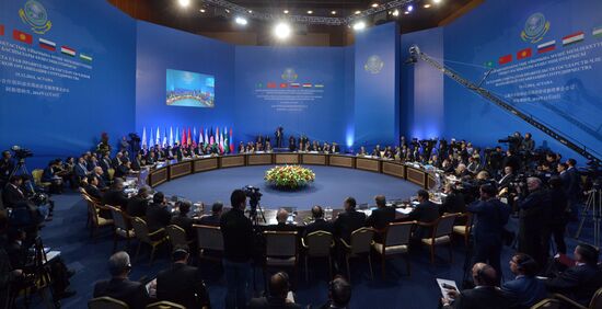 Dmitry Medvedev participates in SCO Council meeting