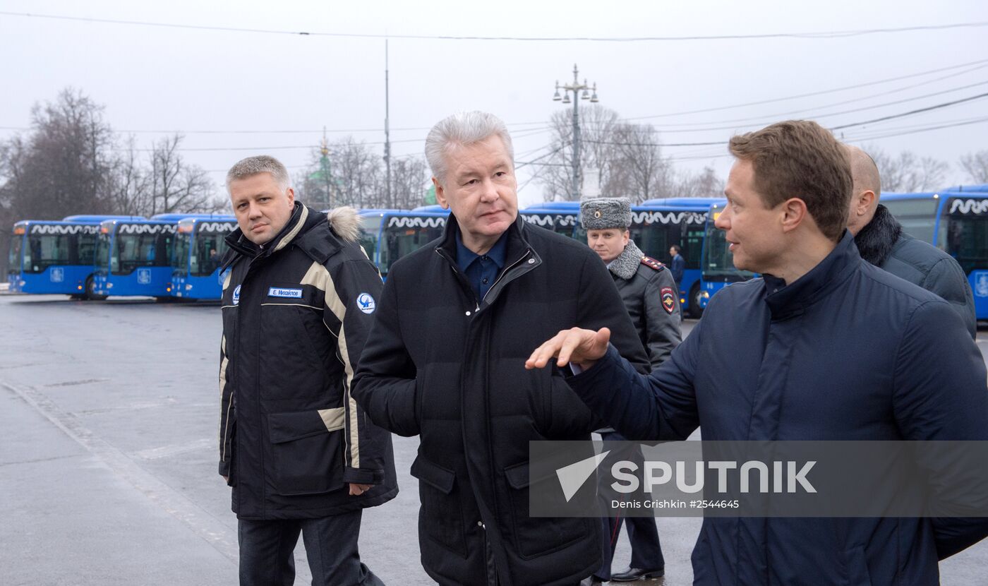 Sergei Sobyanin inspects new low-floor buses