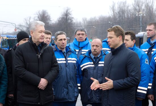 Sergei Sobyanin inspects new low-floor buses