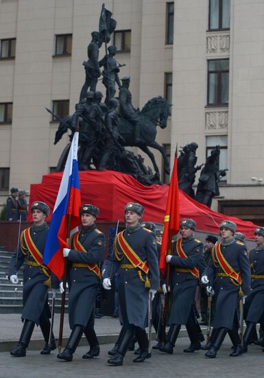 Unveiling sculpture dedicated to Victory in Great Patriotic War