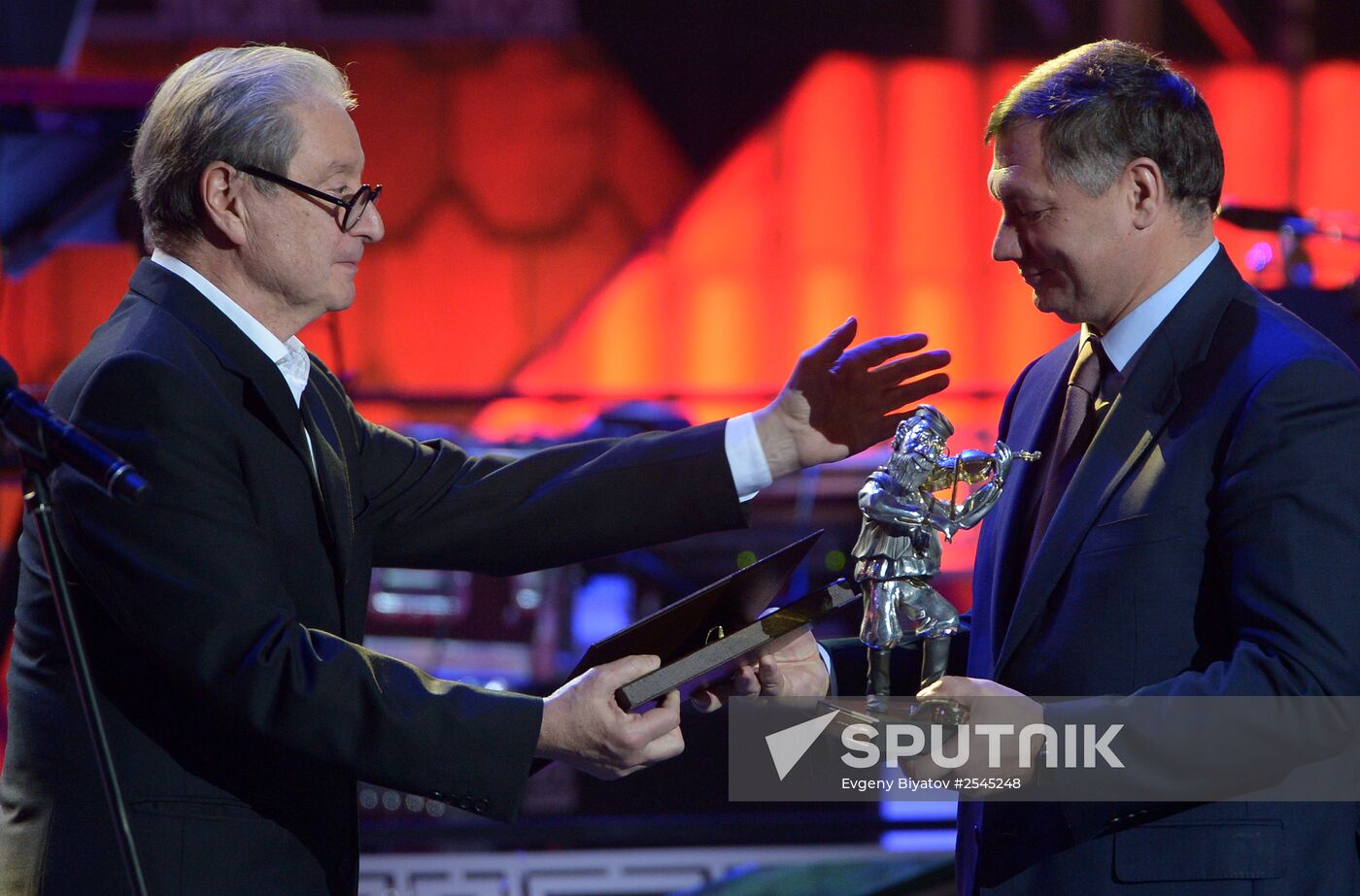 Awards ceremony of Federation of Jewish Communities of Russia "Fiddler on the Roof"