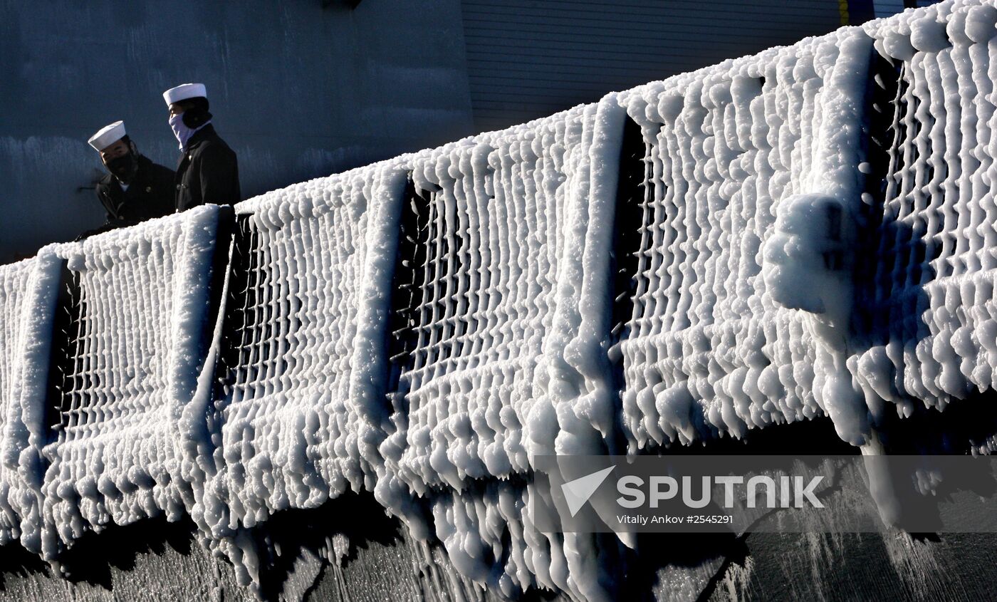 Korean Navy ships arrive at Vladivostok seaport