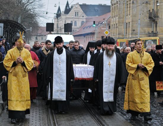 Pioneering printer Ivan Fyodorov's remains reburied in Lvov