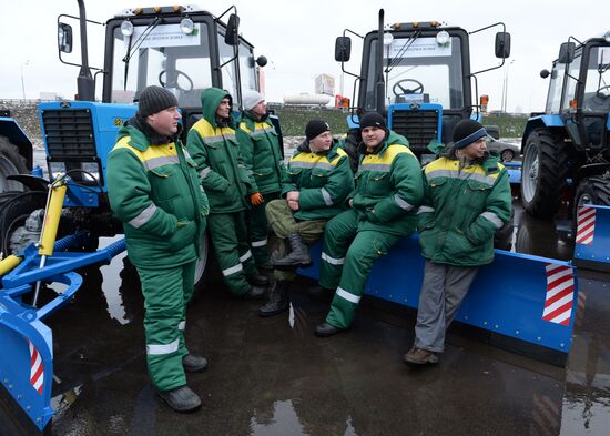 Ceremony of transfering snow cleaning equipment to municipal heads