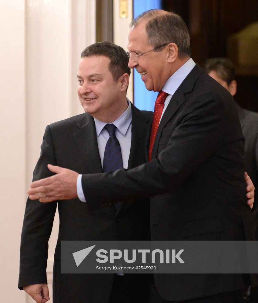 Foreign Minister Sergei Lavrov meets with Serbian counterpart