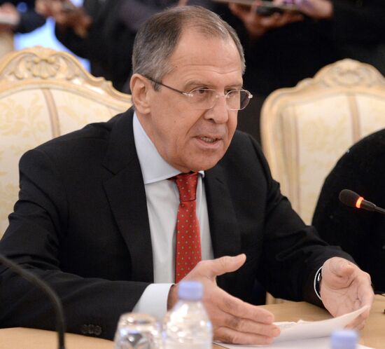 Foreign Minister Sergei Lavrov meets with Serbian counterpart