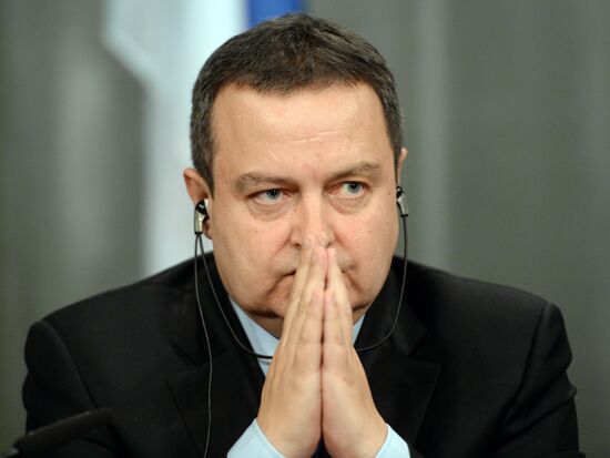 Foreign Minister Sergei Lavrov meets with Serbian counterpart