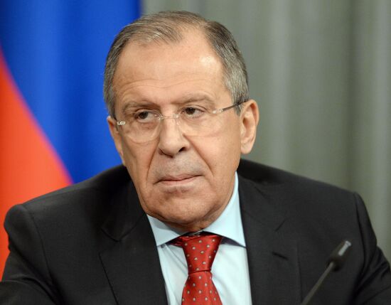Foreign Minister Sergei Lavrov meets with Serbian counterpart