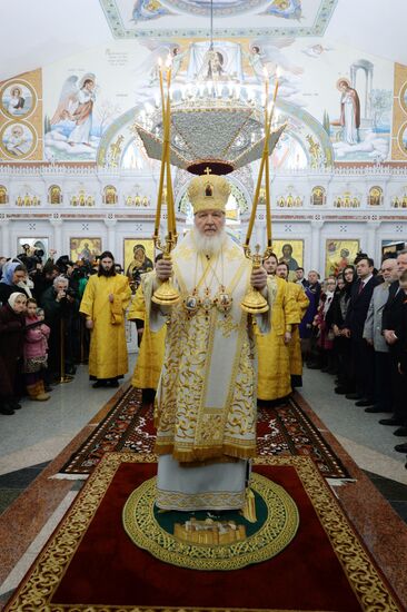 Patriarch Kirill consecrates a church in Moscow Landing Forces headquarters on St. Nicholas Day
