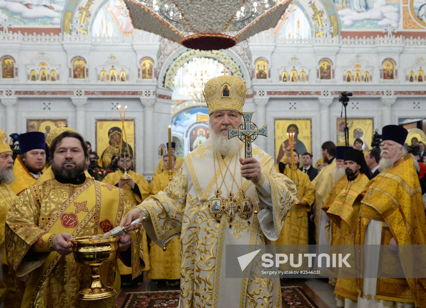 Patriarch Kirill consecrates a church in Moscow Landing Forces headquarters on St. Nicholas Day