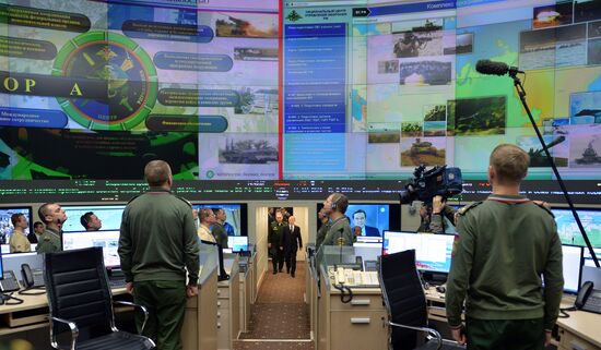 Putin chairs Russian Defense Ministry's Board expanded format meeting