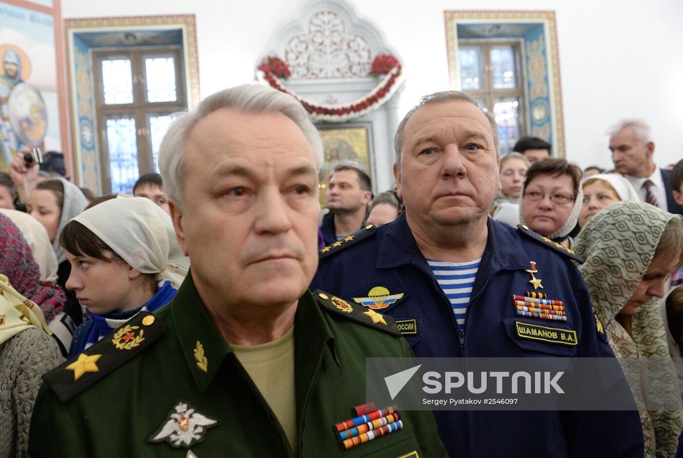 Patriarch Kirill consecrates a church in Moscow Landing Forces headquarters on St. Nicholas Day
