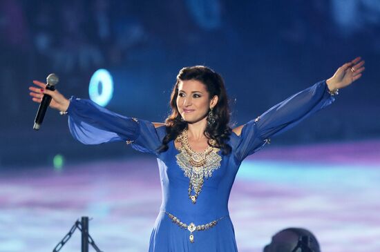 Premiere of Aladdin and Master of Fire ice show