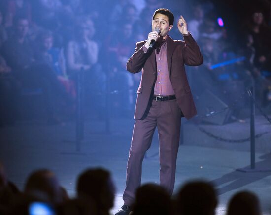 Premiere of Aladdin and Master of Fire ice show