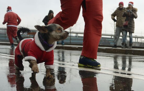 Santa Claus Happy Run in Moscow