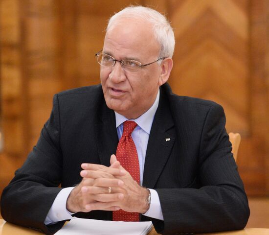 Russian Foreign Minister Sergei Lavrov meets with Palestinian National Administration’s Negotiator Sahib Oreikat