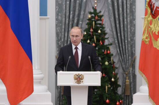 Vladimir Putin presents state awards in Kremlin