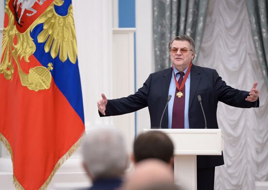 Vladimir Putin presents state awards in Kremlin