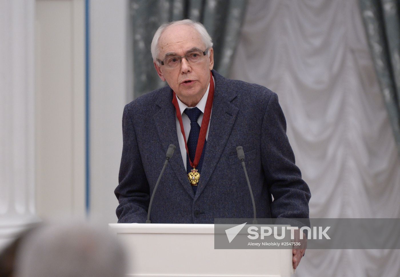 Vladimir Putin presents state awards in Kremlin