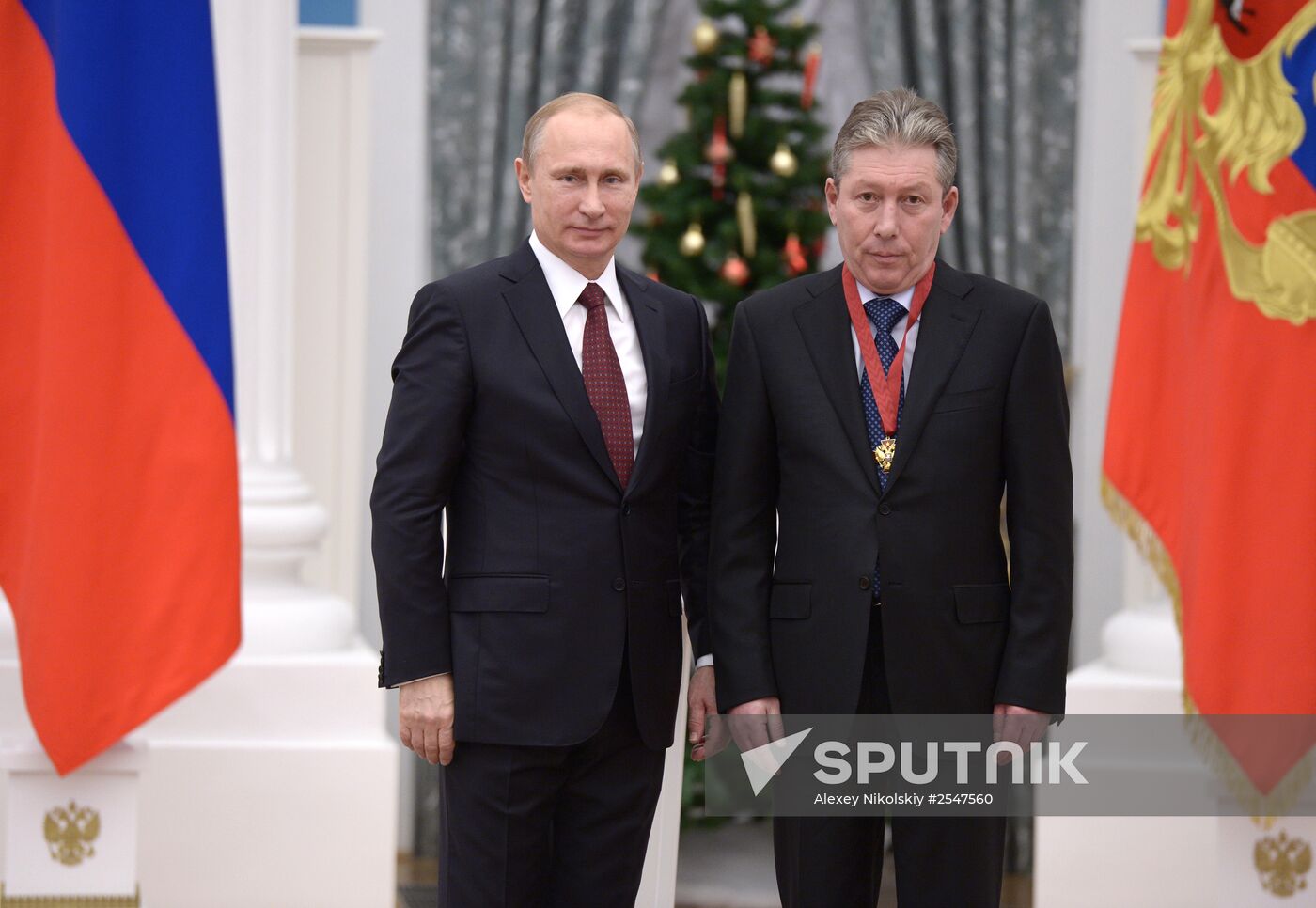Vladimir Putin presents state awards in Kremlin