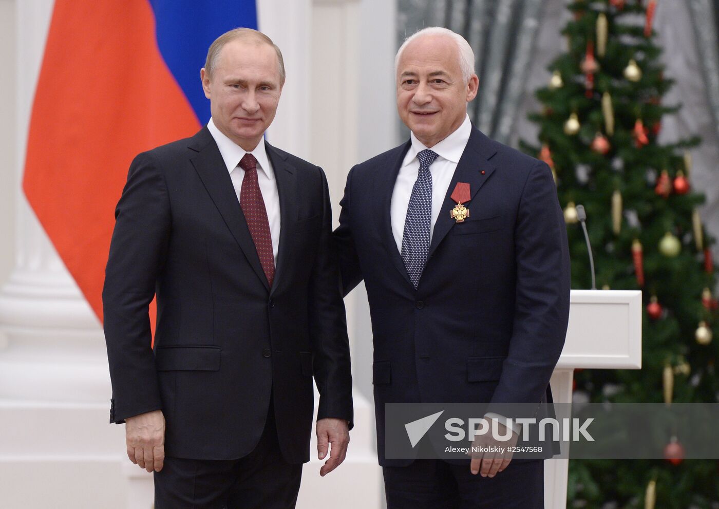 Vladimir Putin presents state awards in Kremlin
